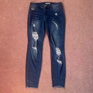 Ripped Skinny Jeans Refuge Size 6 Like New